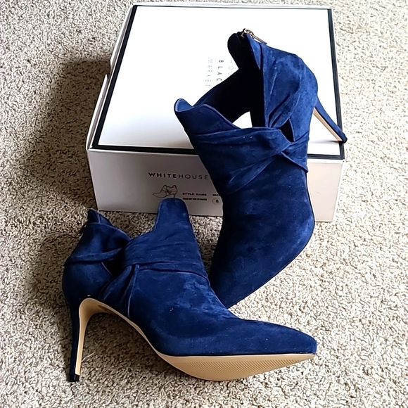 White House Black Market Shoes - 🎉Host Pick🎉 White house black market Chloe Side Twist Shootie